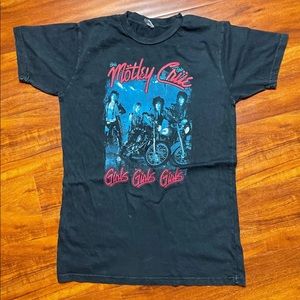 Motely Crue vintage shirt